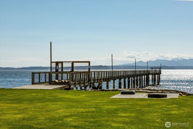 5848 Mutiny Bay Road, Freeland, WA 98249