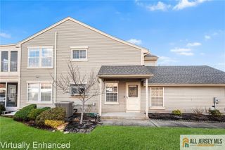 11 Rothwell Drive 11D, Monroe, NJ 08831