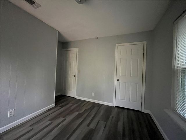2020 Nomas Street, Dallas, TX 75212