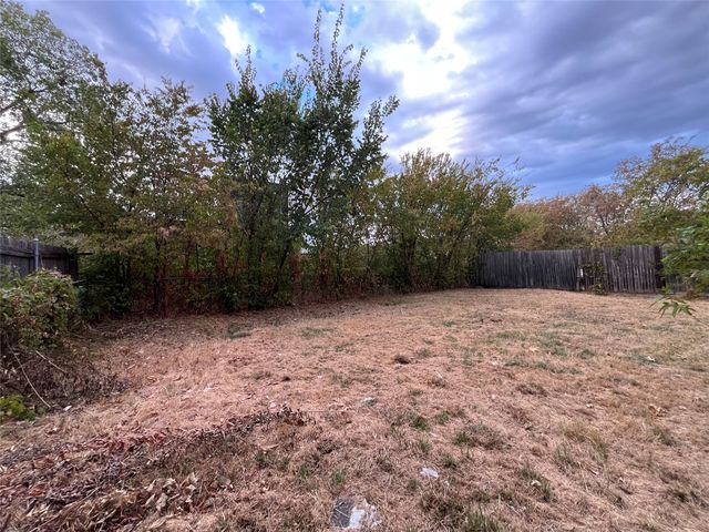2020 Nomas Street, Dallas, TX 75212
