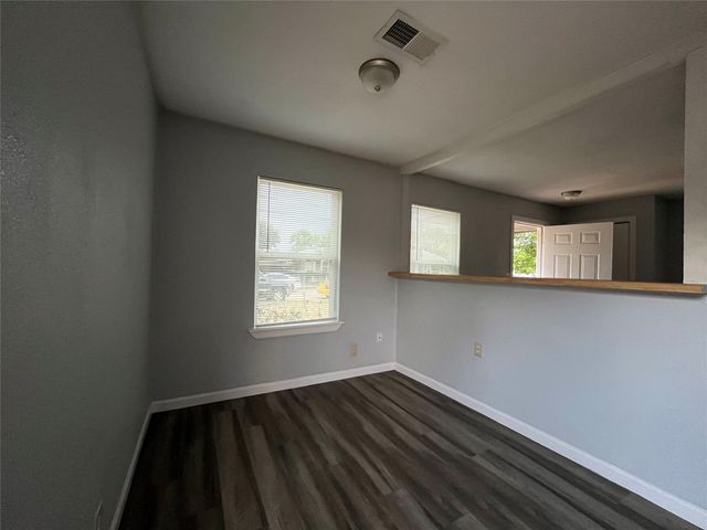 2020 Nomas Street, Dallas, TX 75212