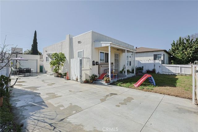 410 E 60th St, Long Beach, CA 90805