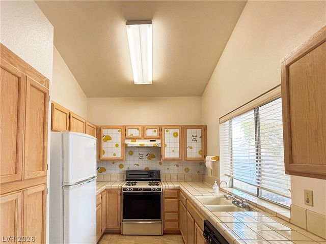 3313 Sonterra Circle, Las Vegas, NV 89117