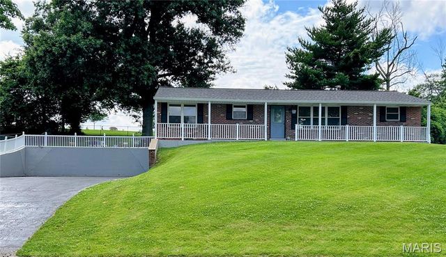 1107 Virginia Avenue, Crystal City, MO 63019