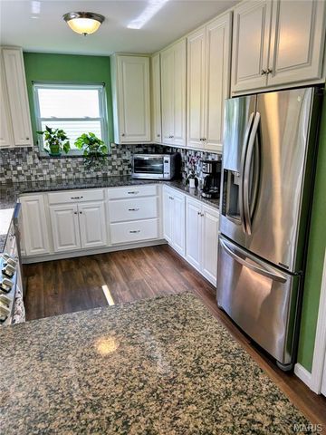1107 Virginia Avenue, Crystal City, MO 63019