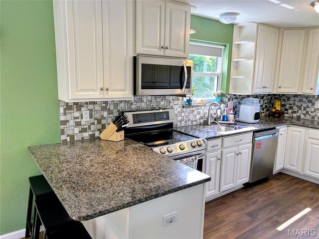 1107 Virginia Avenue, Crystal City, MO 63019