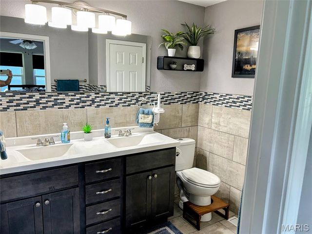 1107 Virginia Avenue, Crystal City, MO 63019