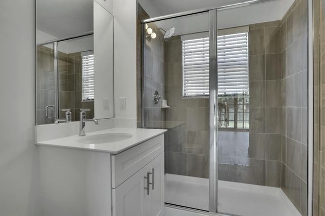 540 NE 14th Court 103, Fort Lauderdale, FL 33304