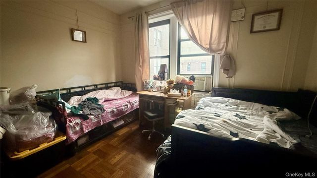 4220 Kissena Boulevard E18, Flushing, NY 11355