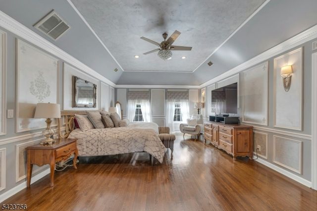 11 Baltusrol Way, Bernards Twp., NJ 07931