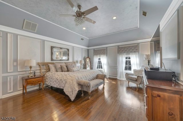 11 Baltusrol Way, Bernards Twp., NJ 07931