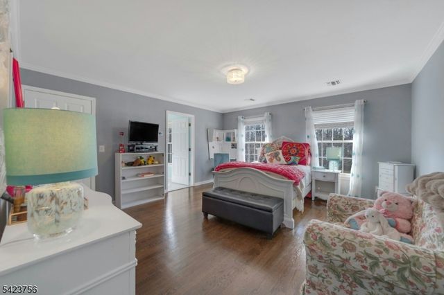 11 Baltusrol Way, Bernards Twp., NJ 07931