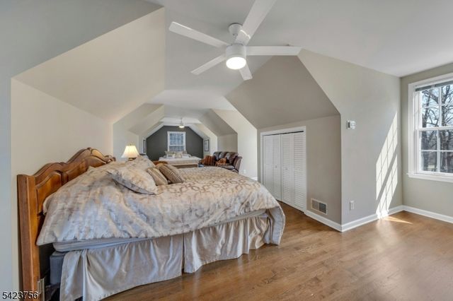 11 Baltusrol Way, Bernards Twp., NJ 07931
