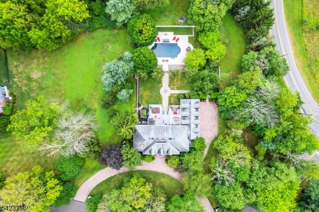 11 Baltusrol Way, Bernards Twp., NJ 07931