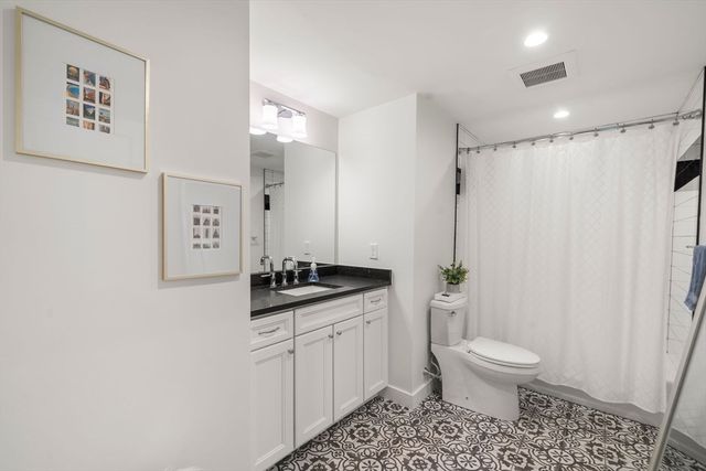 213 E Eagle St 3, Boston, MA 02128