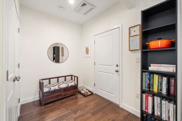 213 E Eagle St 3, Boston, MA 02128