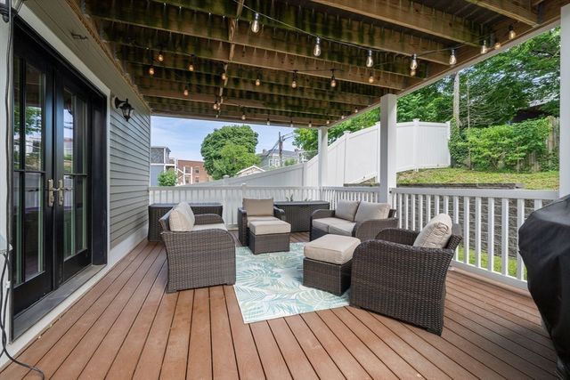 213 E Eagle St 3, Boston, MA 02128