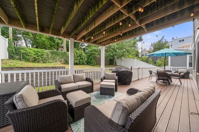 213 E Eagle St 3, Boston, MA 02128