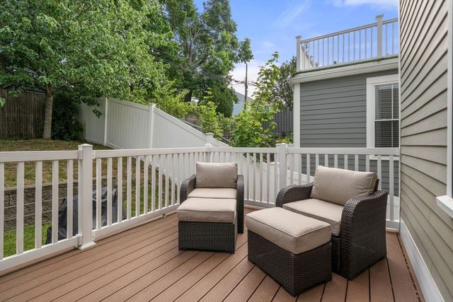 213 E Eagle St 3, Boston, MA 02128