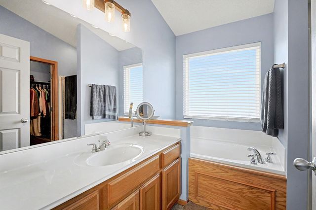 2512 Mainsgate Dr, Augusta, KS 67010