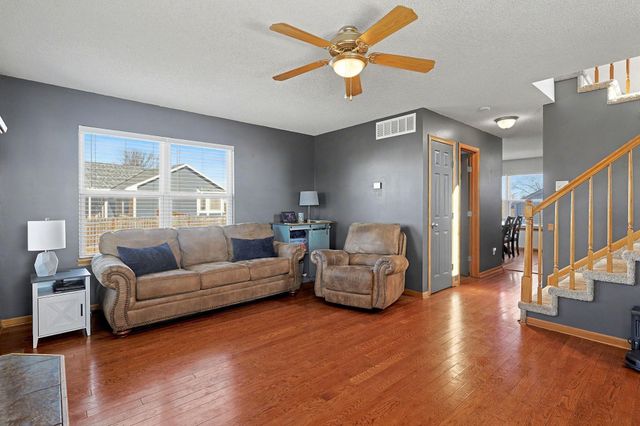 2512 Mainsgate Dr, Augusta, KS 67010