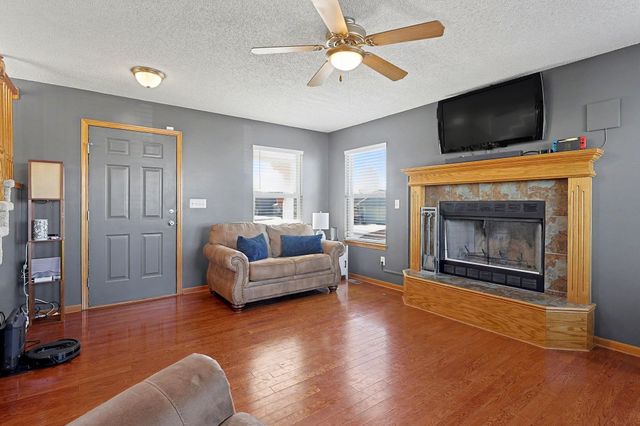 2512 Mainsgate Dr, Augusta, KS 67010