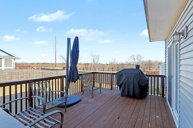 2512 Mainsgate Dr, Augusta, KS 67010