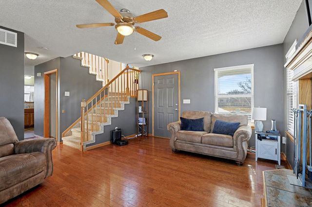 2512 Mainsgate Dr, Augusta, KS 67010