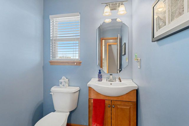 2512 Mainsgate Dr, Augusta, KS 67010