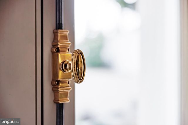 2740 CHAIN BRIDGE RD NW, Washington, DC 20016