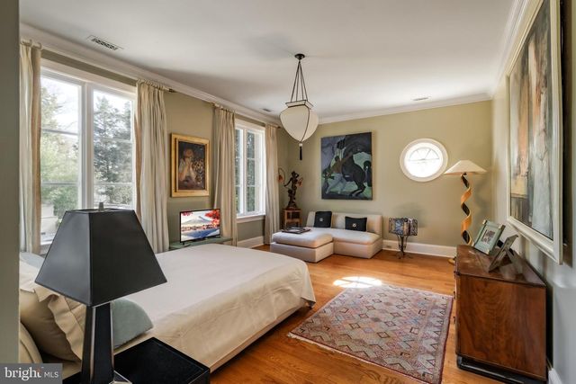 2740 CHAIN BRIDGE RD NW, Washington, DC 20016