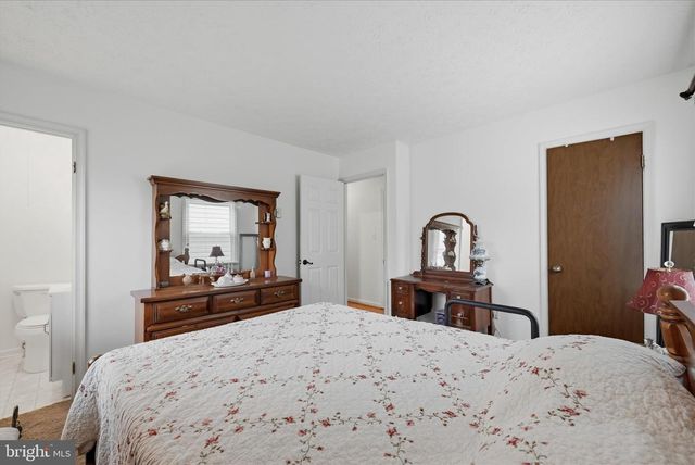 320 OPEQUON AVE, Winchester, VA 22601