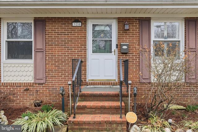 320 OPEQUON AVE, Winchester, VA 22601