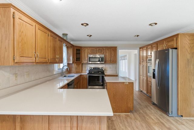 500 Natures Pointe Drive, Somerset, KY 42503