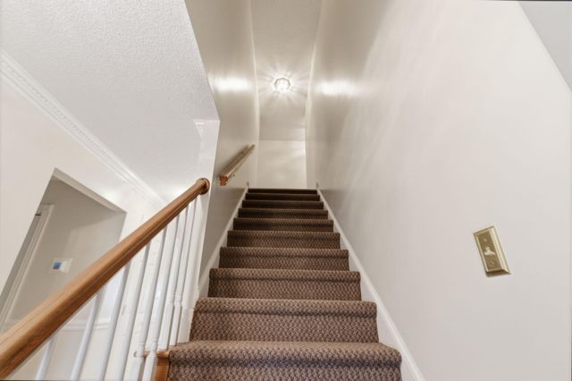 500 Natures Pointe Drive, Somerset, KY 42503