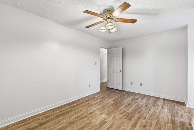 500 Natures Pointe Drive, Somerset, KY 42503