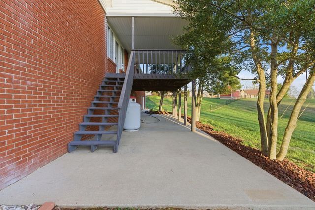 500 Natures Pointe Drive, Somerset, KY 42503