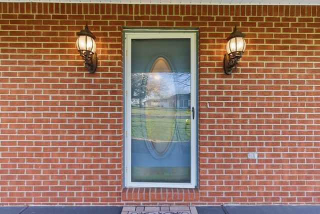 500 Natures Pointe Drive, Somerset, KY 42503