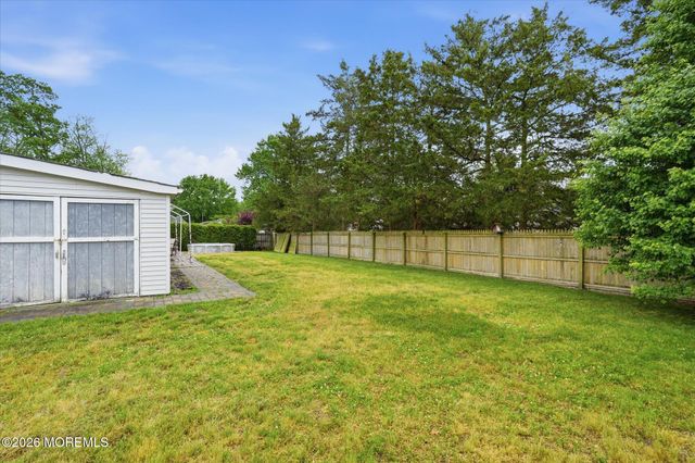 31 Georgian Boulevard, Jackson, NJ 08527