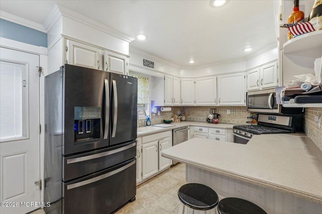 31 Georgian Boulevard, Jackson, NJ 08527