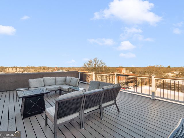 102 N Hill Street 302, Griffin, GA 30223