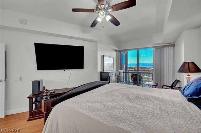 200 West Sahara Avenue 811, Las Vegas, NV 89102