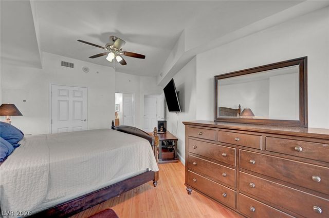 200 West Sahara Avenue 811, Las Vegas, NV 89102