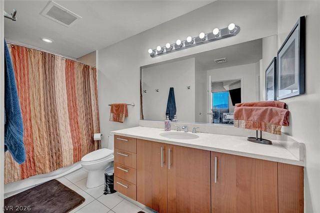 200 West Sahara Avenue 811, Las Vegas, NV 89102