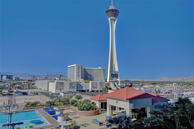 200 West Sahara Avenue 811, Las Vegas, NV 89102