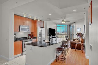 200 West Sahara Avenue 811, Las Vegas, NV 89102