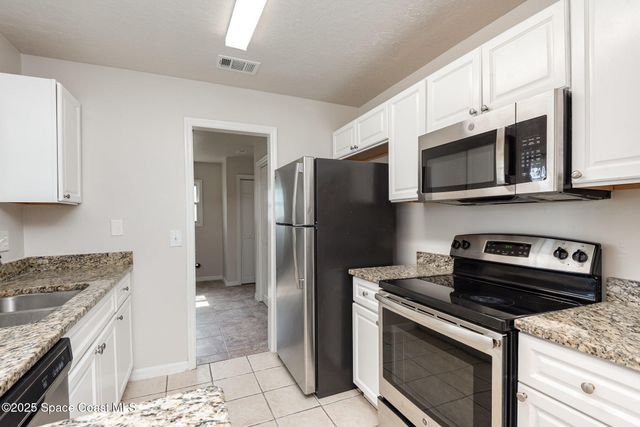 1535 Starboard Street NW, Palm Bay, FL 32907