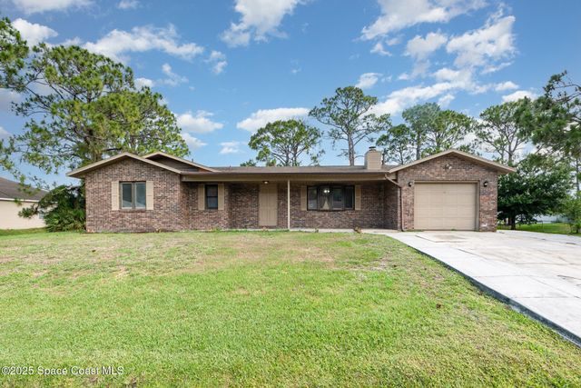 1535 Starboard Street NW, Palm Bay, FL 32907