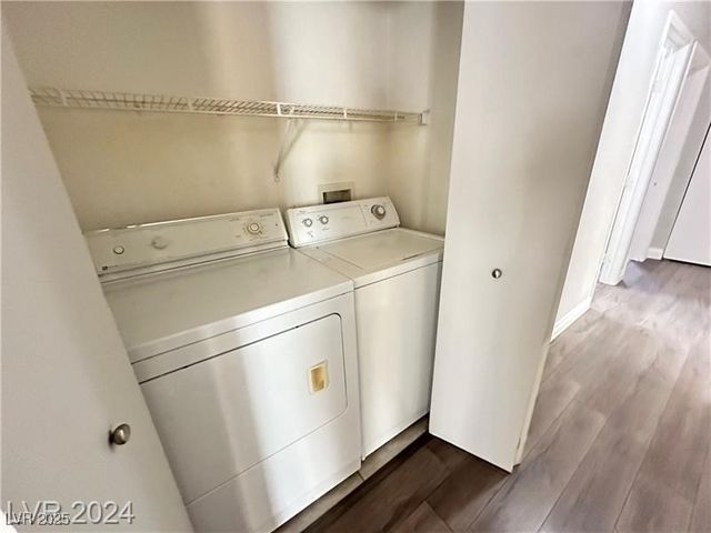 1913 POPPY HILL Street, Las Vegas, NV 89106