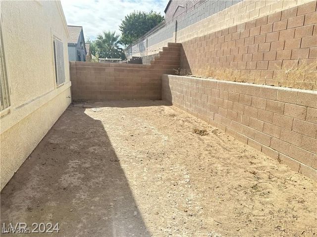 1913 POPPY HILL Street, Las Vegas, NV 89106